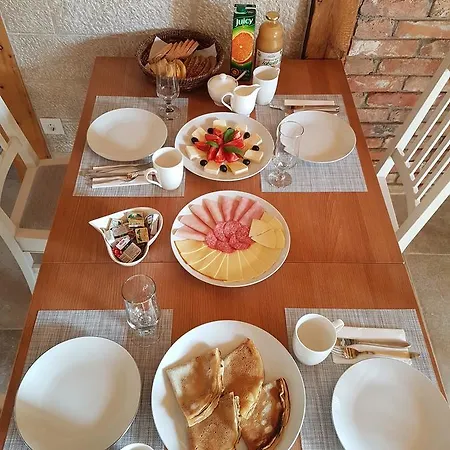 Brigita Casa de hóspedes 3*
